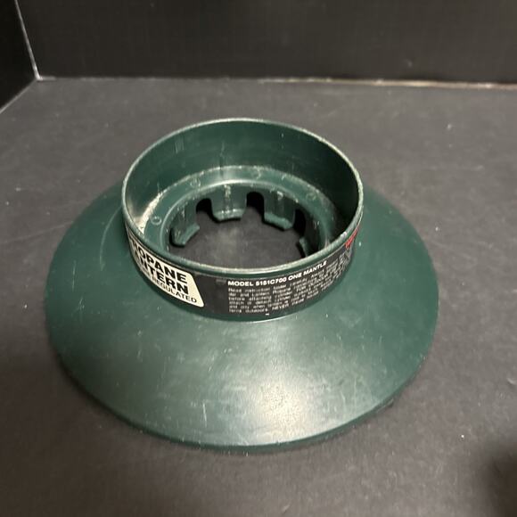 Coleman Propane Lantern One Mantle Lantern 5150 With Plastic Case Tested No Tank - Picture 4 of 10